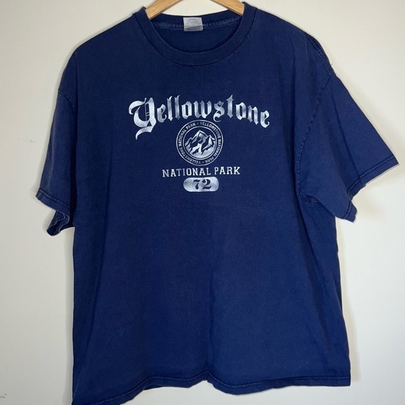 Yellowstone National Park Men’s Navy T-shirt Size XL - Picture 6 of 8